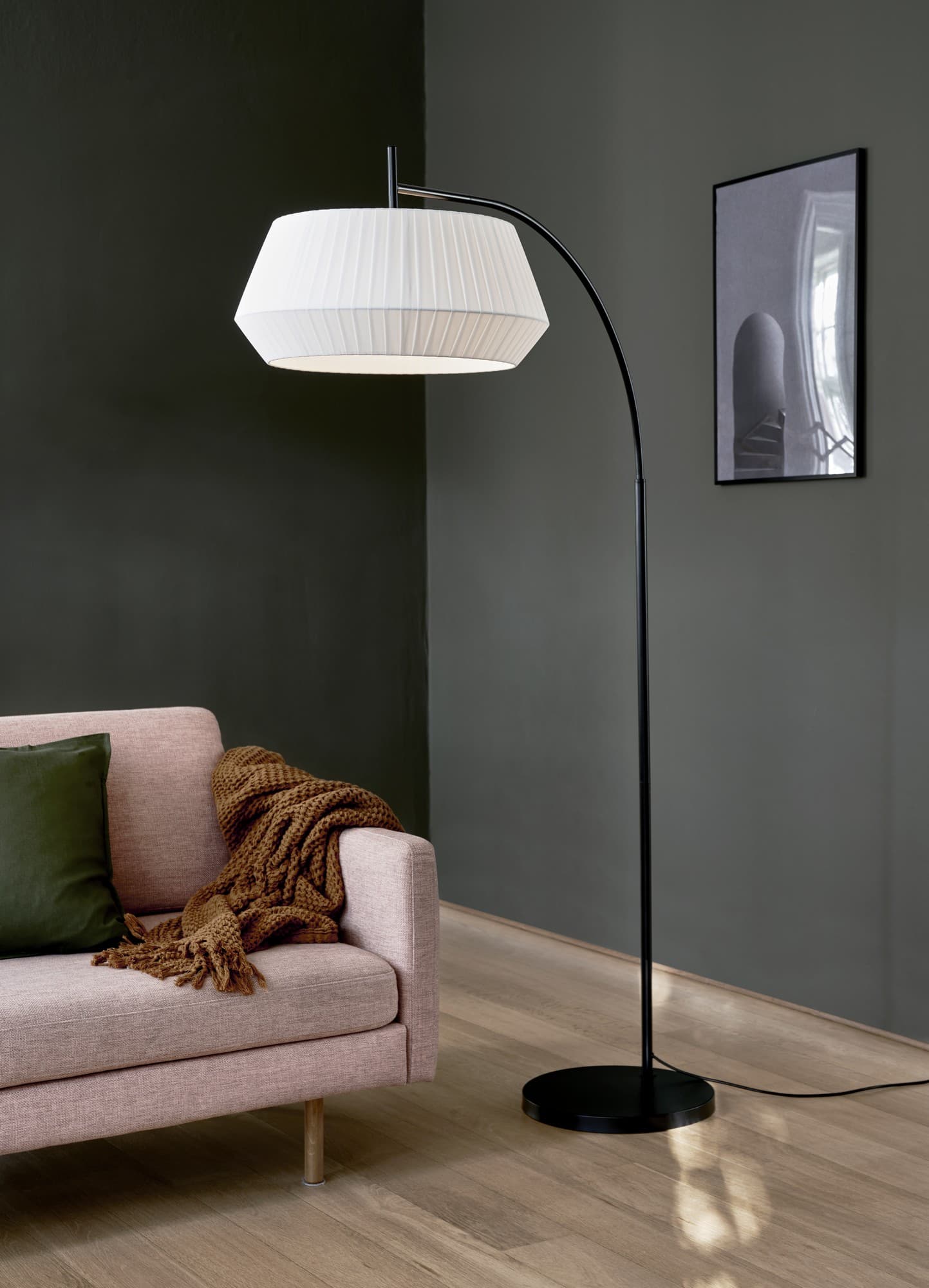 Dicte | Floor lamp | White