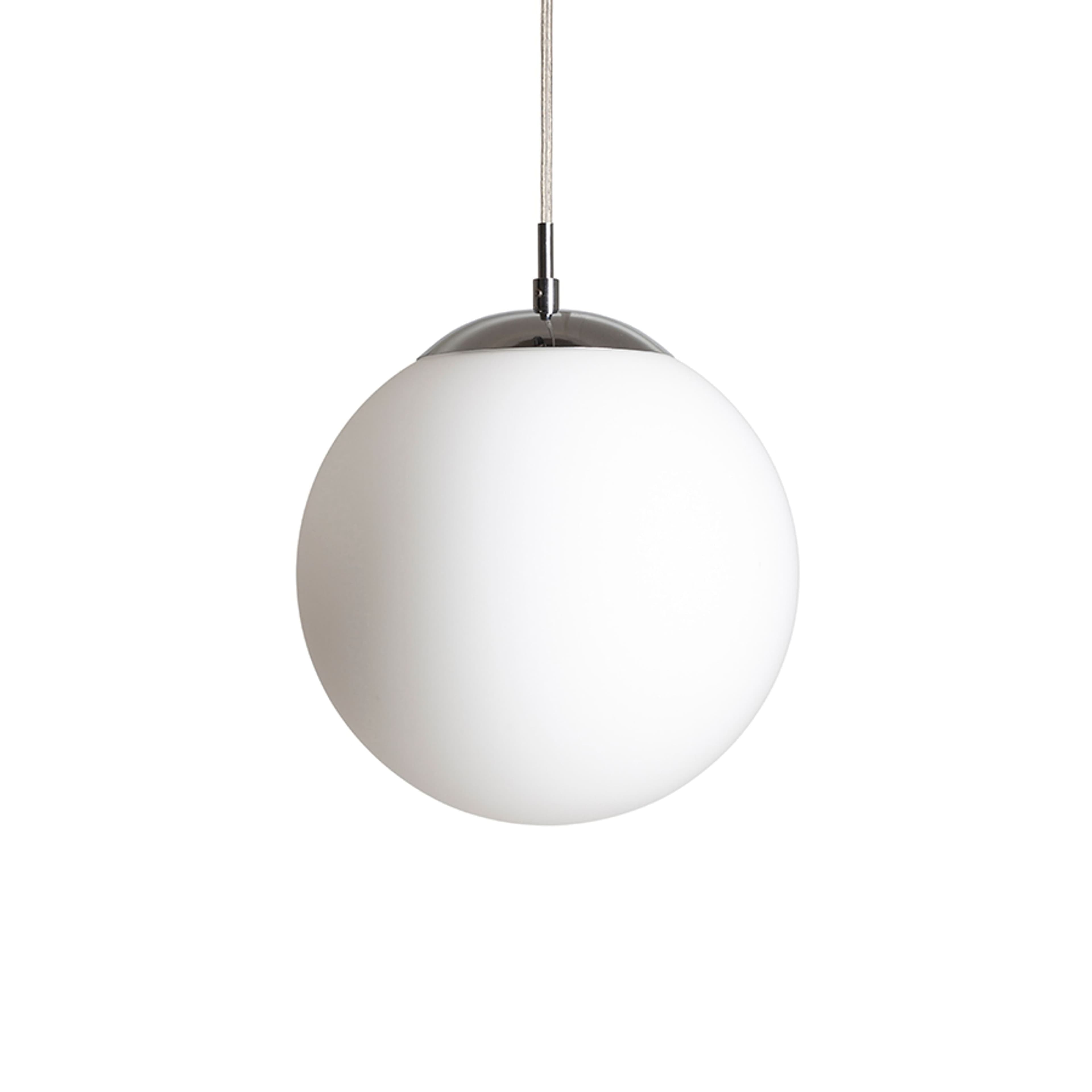 LUNA 25 Pendelleuchte Opalglas / Chrom Atmosphäre 3